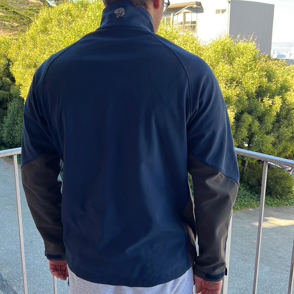 Mountain Hardwear Softshell Jacket Really Good Co… - image 2